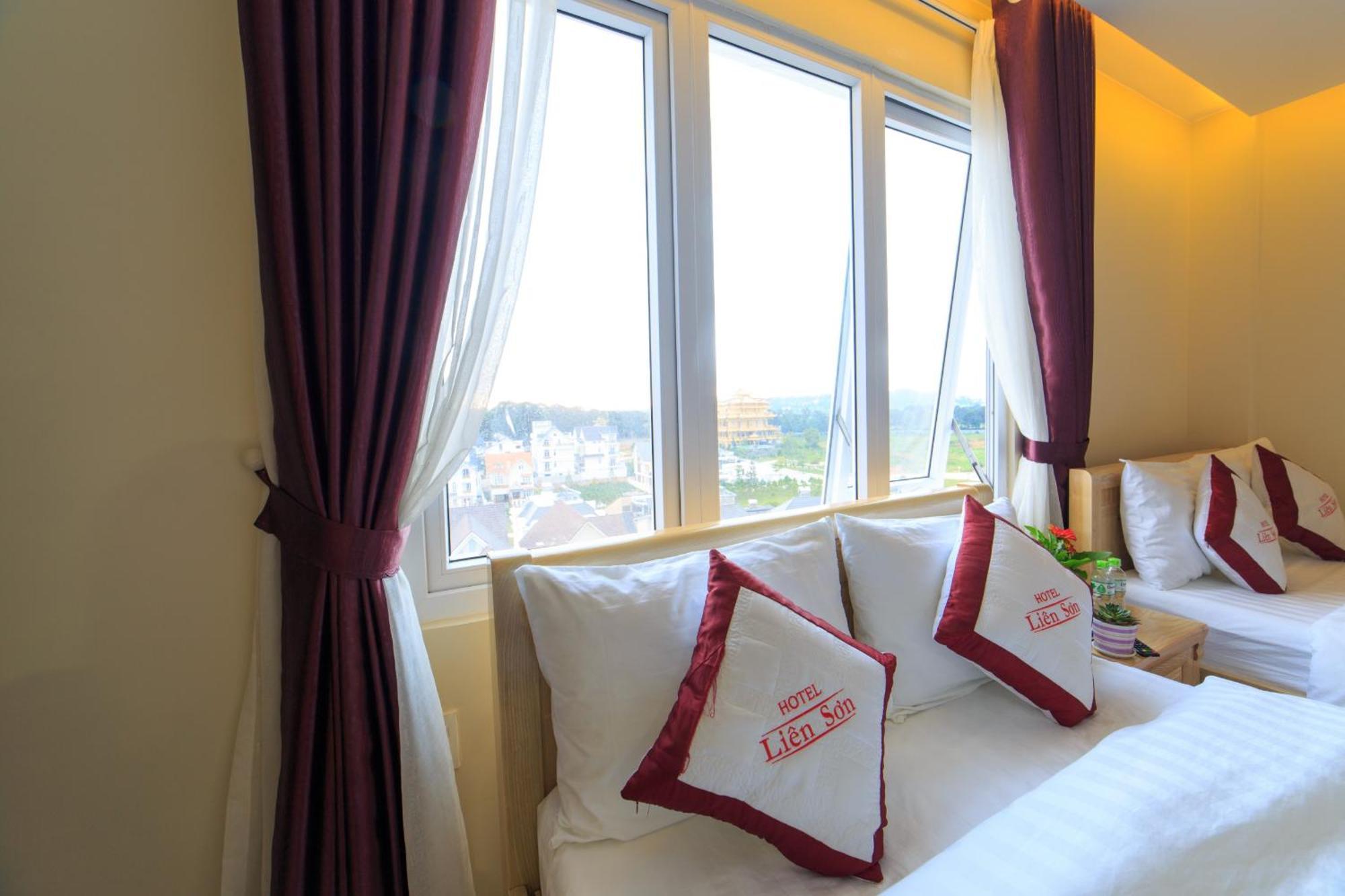 Hotel Khach San Lien Son - Da Lat Zewnętrze zdjęcie
